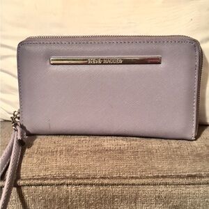 Steve Madden Light Purple Wristlet Wallet